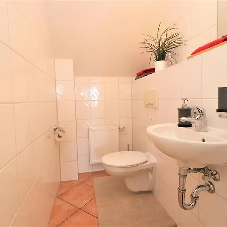 Achtern Hafen App 03 Wustrow